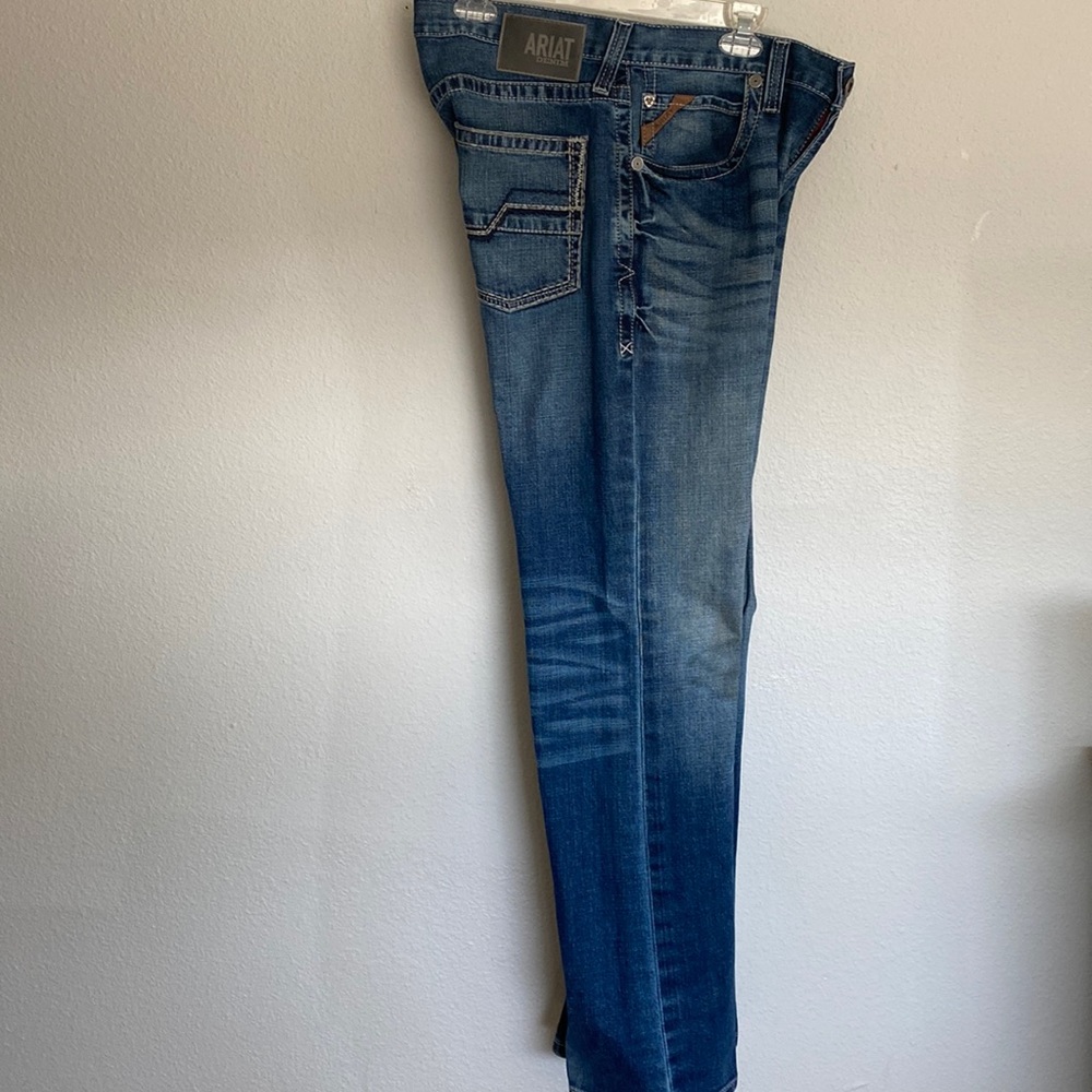 Ariat M5 slim bootcut.jeans